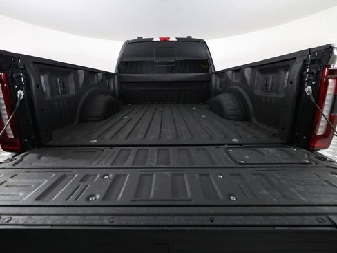 Used 2025 Ford F250 King Ranch w/ FX4 Off-Road Package AWD/4WD image 7