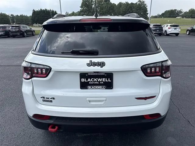 Used 2022 Jeep Compass Trailhawk AWD/4WD image 5