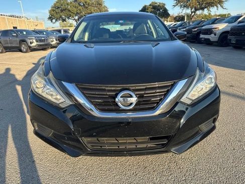 Used 2017 Nissan Altima 2.5 S w/ Power Driver Seat Package FWD image 5