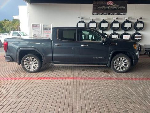 Used 2020 GMC Sierra 1500 Denali w/ Denali Ultimate Package AWD/4WD image 3
