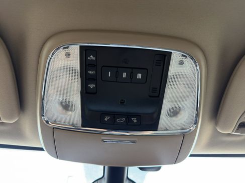 Used 2021 Jeep Grand Cherokee Limited w/ Trailer Tow Group IV RWD image 17