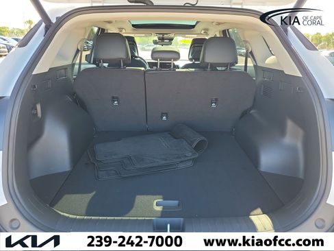 Certified 2025 Kia Sportage EX w/ Premium Package FWD image 10