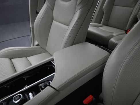 Used 2019 Volvo XC90 T6 Inscription w/ Advanced Package AWD/4WD image 32
