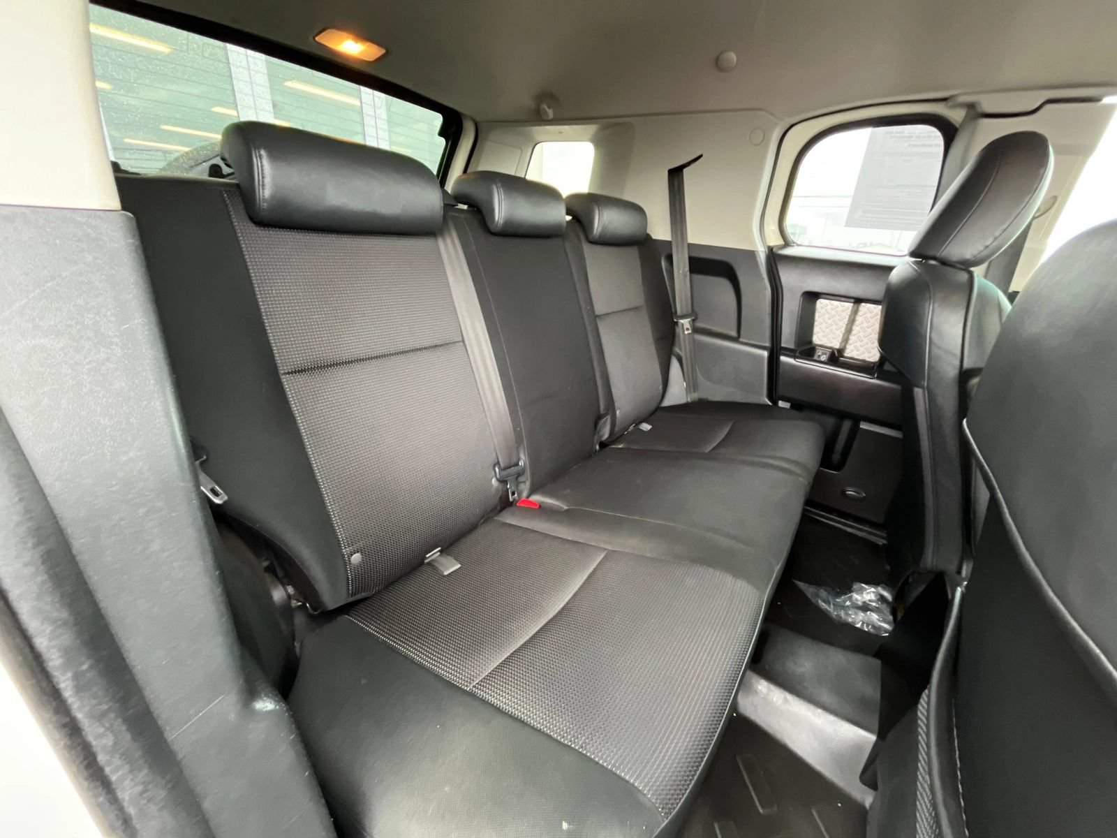 Used 2010 Toyota FJ Cruiser 4WD image 27