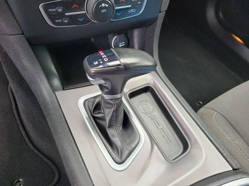 Used 2023 Dodge Charger SXT RWD image 30