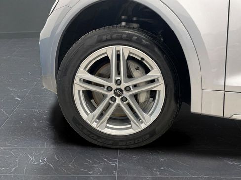 Used 2024 Audi Q5 e Premium Plus w/ Premium Plus Package image 38