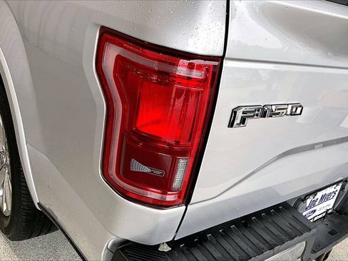 Used 2017 Ford F150 Lariat w/ Equipment Group 502A Luxury RWD image 13