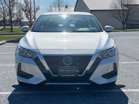 Used 2022 Nissan Sentra SV image 2