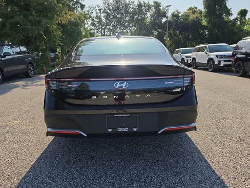 New 2026 Hyundai Sonata Blue FWD image 6