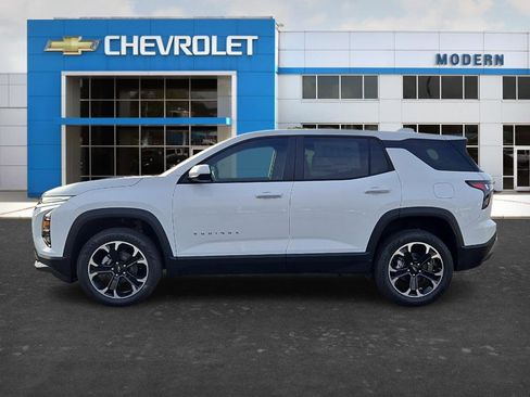 New 2026 Chevrolet Equinox LT image 2