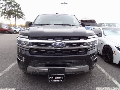 Certified 2024 Ford Expedition Limited image 2