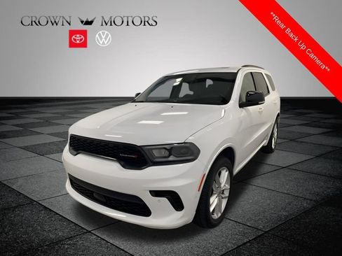Used 2024 Dodge Durango GT AWD/4WD image 3