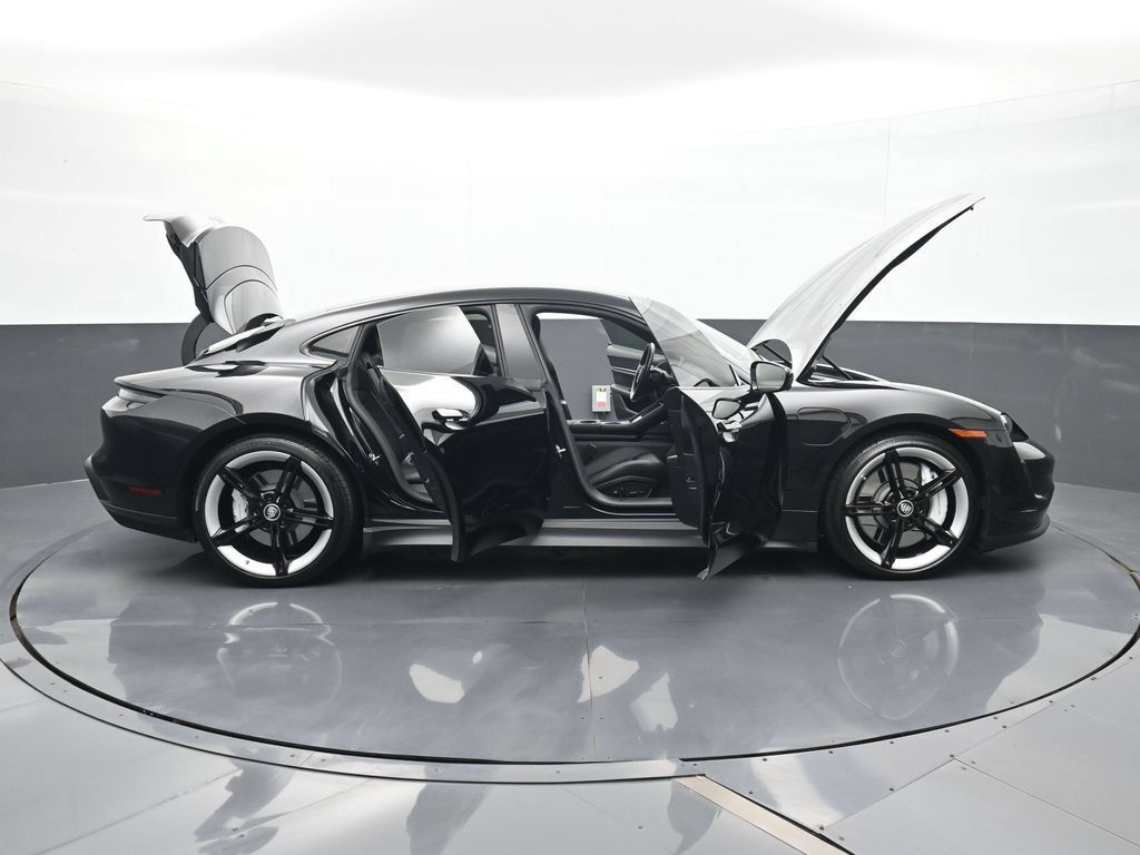 Certified 2021 Porsche Taycan RWD image 33