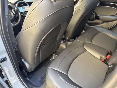 Used 2017 MINI Cooper 2-Door Hardtop FWD image 10