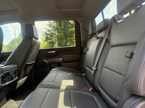 Used 2021 Chevrolet Silverado 2500 LTZ w/ LTZ Premium Package AWD/4WD image 16