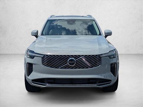 Used 2025 Volvo XC90 T8 Ultra w/ Protection Package Premier AWD/4WD image 2