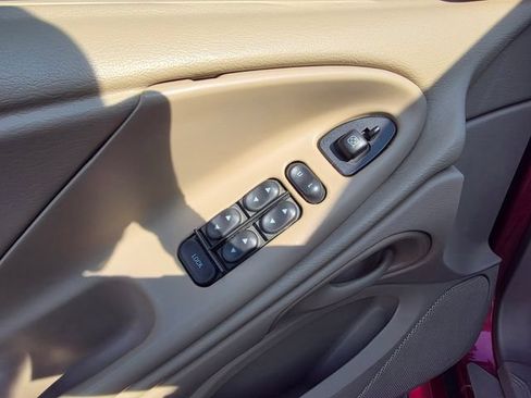 Used 2000 Ford Mustang GT RWD image 16