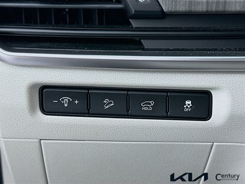 Certified 2025 Kia Telluride EX FWD image 10
