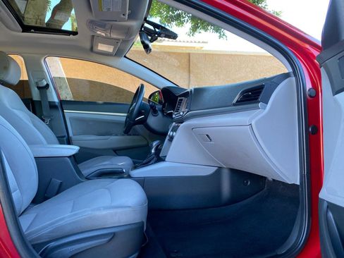 Used 2020 Hyundai Elantra Value Edition FWD image 46