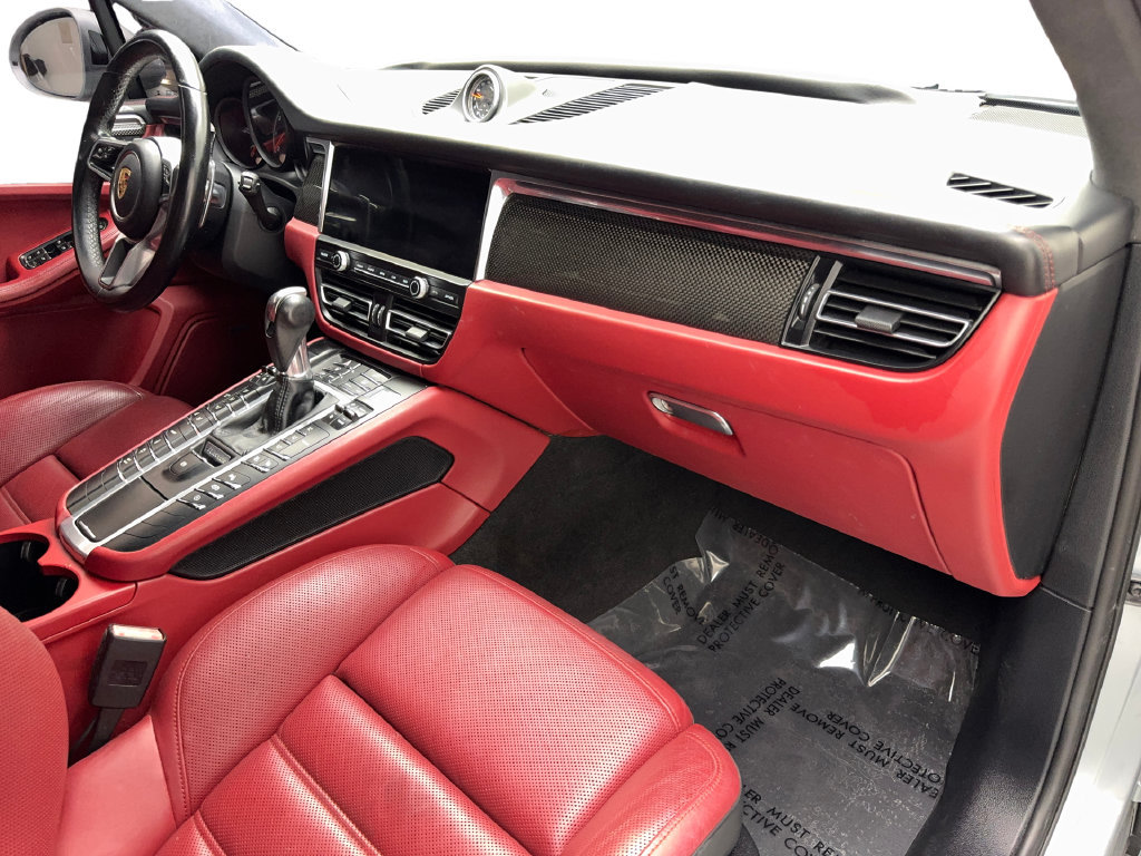 Used 2021 Porsche Macan Turbo AWD/4WD image 53