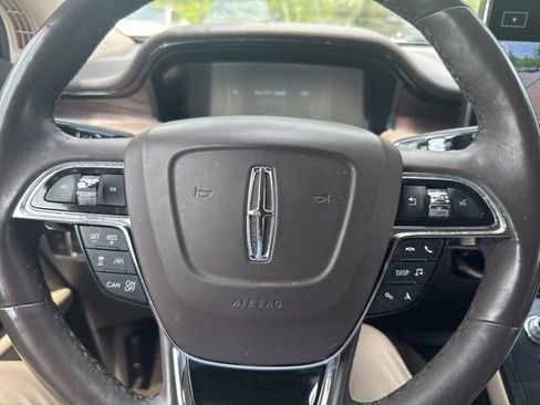Used 2023 Lincoln Nautilus Reserve w/ Equipment Group 201A AWD/4WD image 20