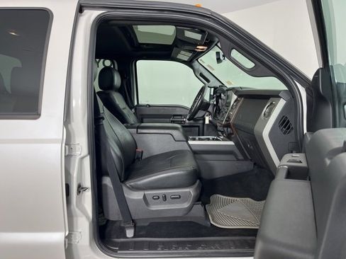 Used 2016 Ford F350 Lariat w/ Lariat Ultimate Package image 32