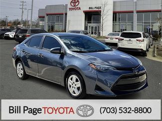 Used 2018 Toyota Corolla LE image 1