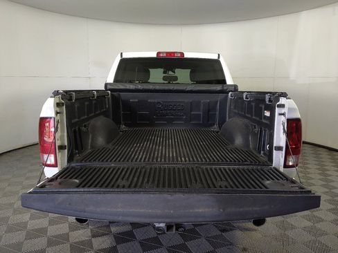 Used 2018 RAM 1500 Express image 29