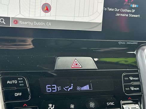 Certified 2023 Kia Sorento EX AWD/4WD image 31