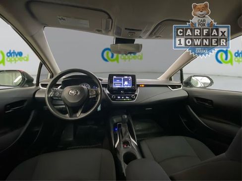 Used 2022 Toyota Corolla LE image 28