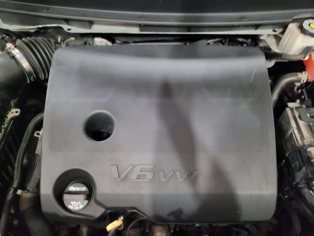 Used 2018 Buick Enclave Essence AWD/4WD image 30