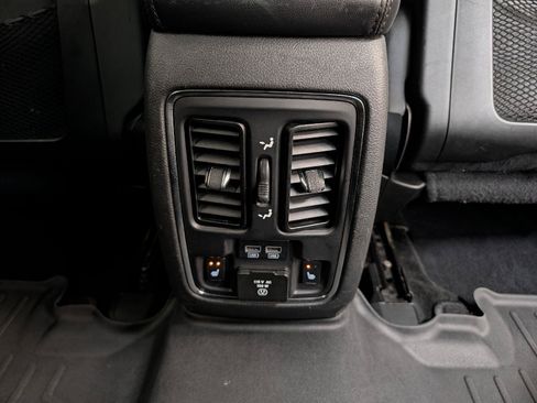Used 2014 Dodge Durango Limited w/ Premium Group AWD/4WD image 39