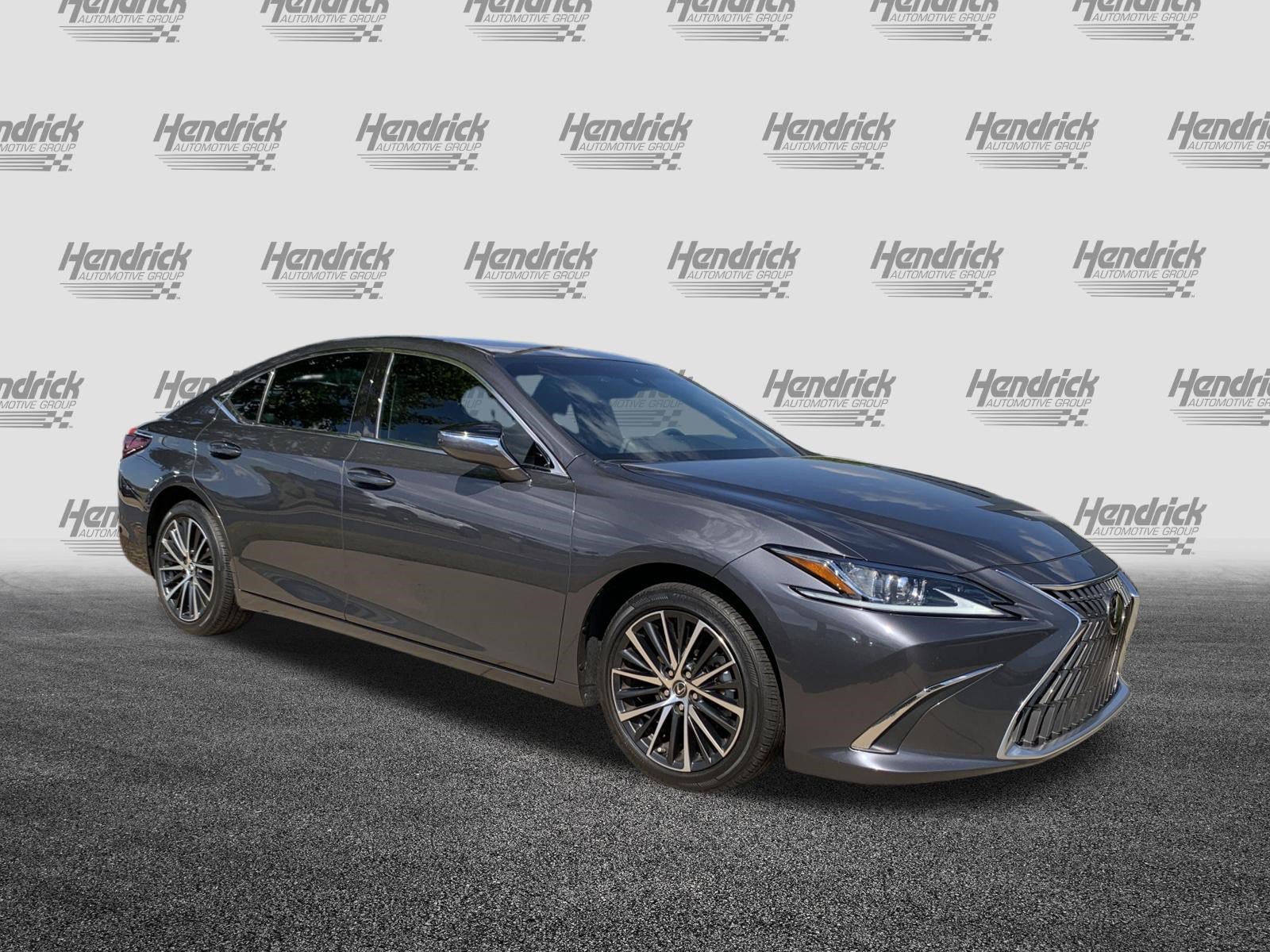 Used 2024 Lexus ES 350 w/ Premium Package FWD image 2