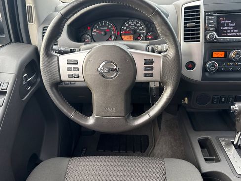 Used 2017 Nissan Frontier SV w/ SV Value Truck Package image 17