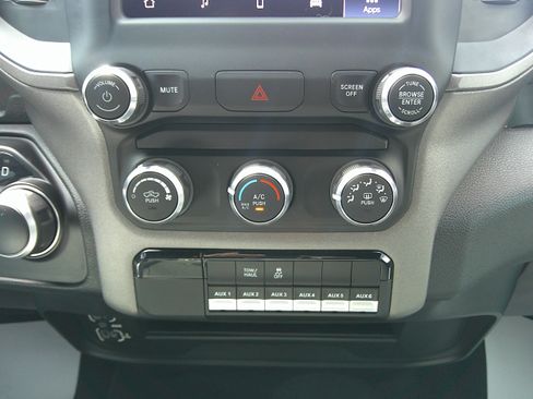 Used 2022 RAM 2500 Tradesman image 16