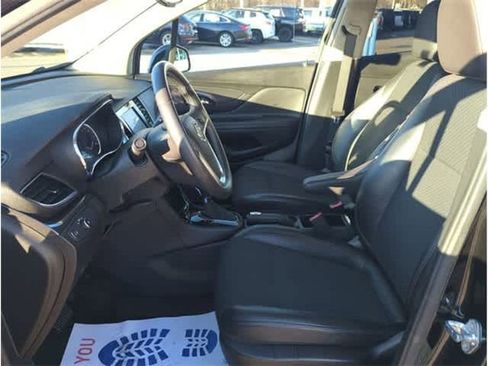 Certified 2022 Buick Encore Preferred w/ Safety Package AWD/4WD image 18