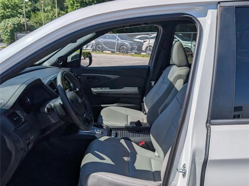 Used 2023 Honda Passport EX-L image 15