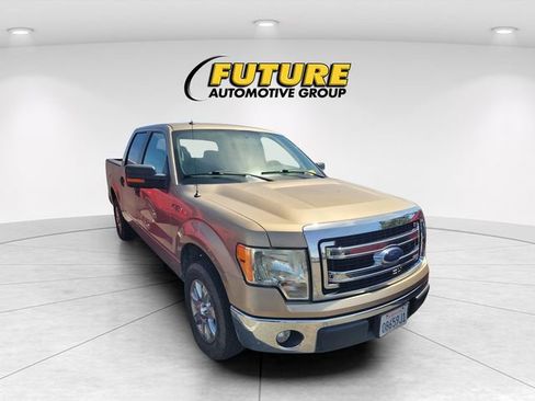 Used 2013 Ford F150 XLT w/ Mid Equipment Group RWD image 1