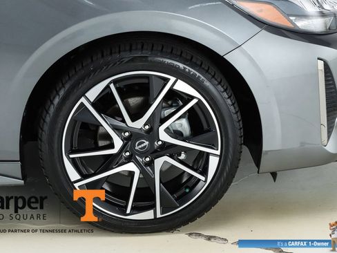 Used 2024 Nissan Sentra SR w/ SR Premium Package FWD image 51