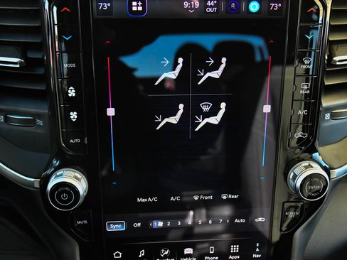 Used 2025 RAM 2500 Big Horn image 24