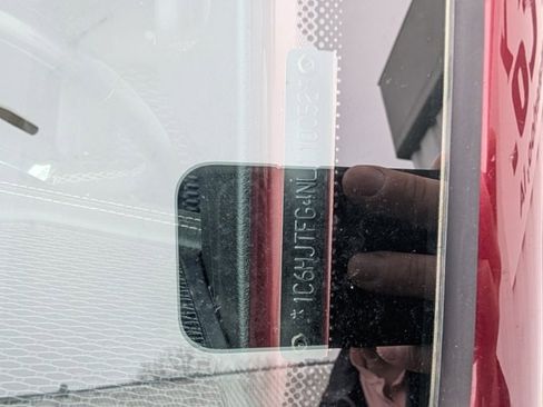 Used 2022 Jeep Gladiator Overland w/ LED Lighting Group image 22