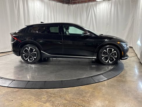 Certified 2024 Kia EV6 Wind w/ Wind Technology Package AWD/4WD image 9