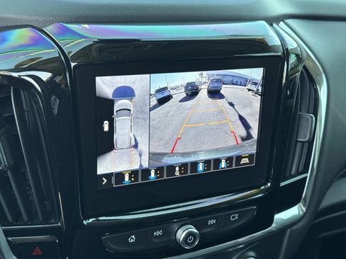 Used 2020 Chevrolet Traverse RS FWD image 20