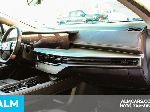 Used 2025 Nissan Murano Platinum w/ Cargo Package image 24