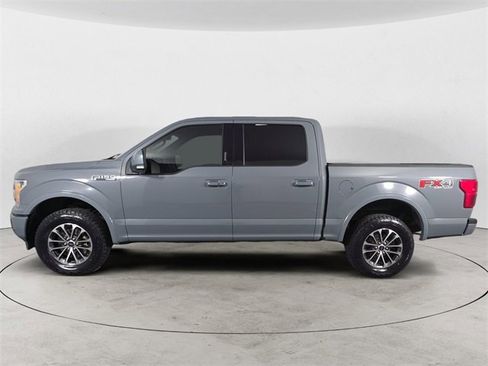 Used 2019 Ford F150 Lariat image 2