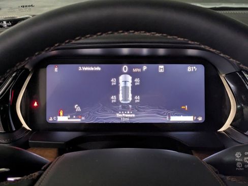 New 2025 Jeep Grand Cherokee Summit image 30