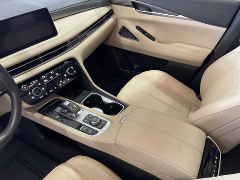 Used 2024 INFINITI QX60 Luxe w/ Vision Package FWD image 27