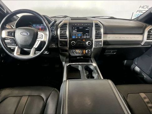 Used 2018 Ford F250 Platinum w/ Platinum Ultimate Package AWD/4WD image 11