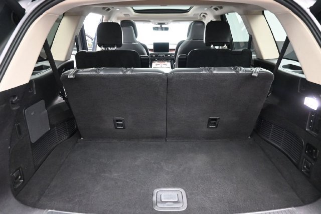 Used 2021 Lincoln Aviator Reserve w/ Equipment Group 202A AWD/4WD image 24