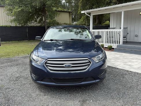 Used 2017 Ford Taurus SEL FWD image 8